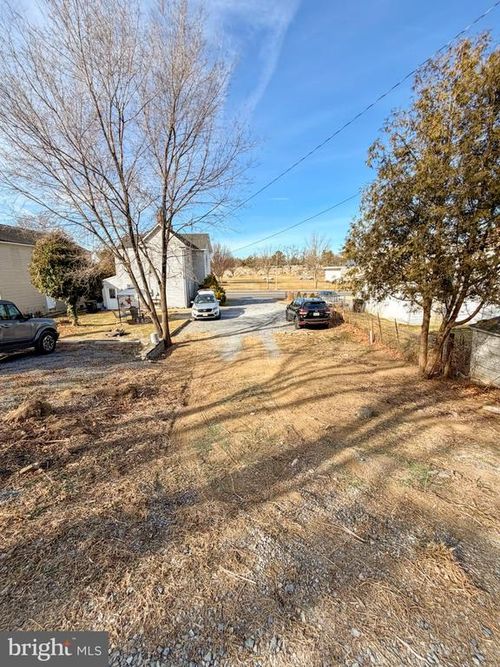 24 N Pleasant Valley Rd, WINCHESTER, VA, 22601-5234 | Card Image