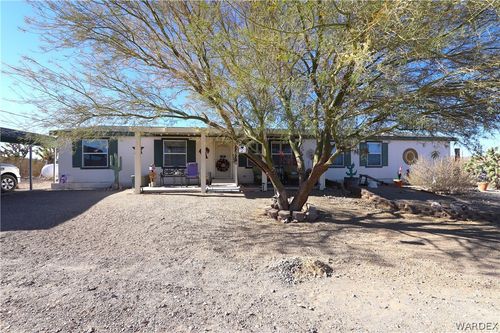 17773 N Lakeside Dr, Dolan Springs, AZ, 86441-9616 | Card Image