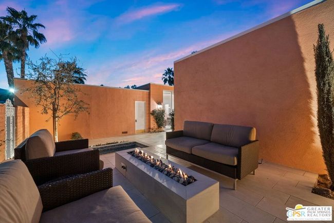 47171 El Agadir, Condo with 3 bedrooms, 3 bathrooms and 2 parking in Palm Desert CA | Image 7