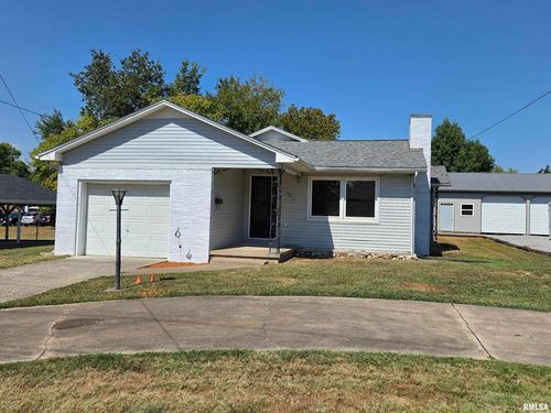 404 W 9th St, Johnston City, IL, 62951-1310 | Card Image