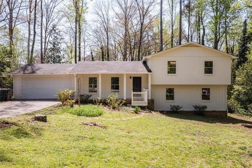 5360 Tall Oak Dr, Marietta, GA, 30068-4754 | Card Image