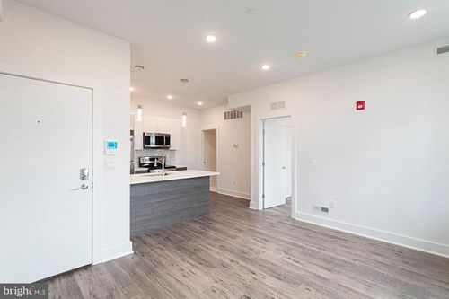unit-201-2623 Christian St, PHILADELPHIA, PA, 19146-2315 | Card Image