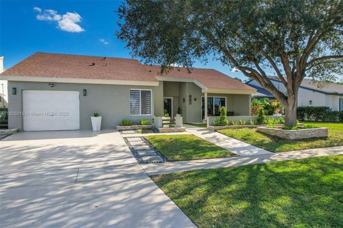 16780 Redwood Way, Weston, FL, 33326-1511 | Card Image
