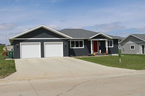 1522 Lincoln Pl Se, Orange City, IA, 51041-2014 | Card Image