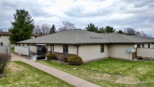 2-3434 Miller St, Eau Claire, WI, 54701-7648 | Card Image