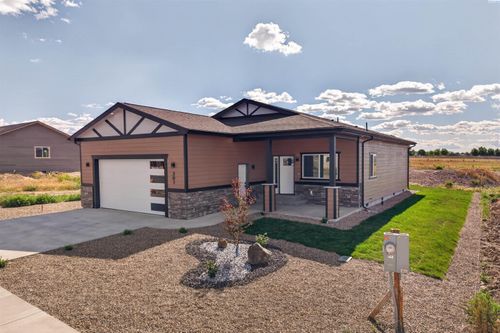 301 Hogan St, Sunnyside, WA, 98944-4201 | Card Image