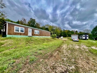 Home and outbuilding | Image 1