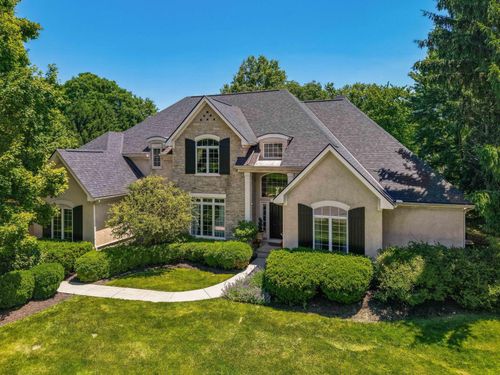 10493 Forest Glen Pl, Powell, OH, 43065-8764 | Card Image