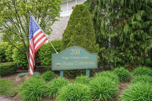 109-200 Roger Williams Ave, Rumford, RI, 02916-3375 | Card Image