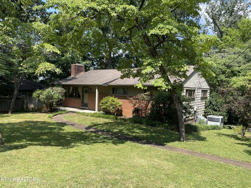 108 Hickory Dr, Maryville, TN, 37804-4340 | Card Image