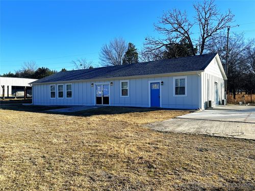 28 Country Club Blvd, Canadian, OK, 74425-0027 | Card Image