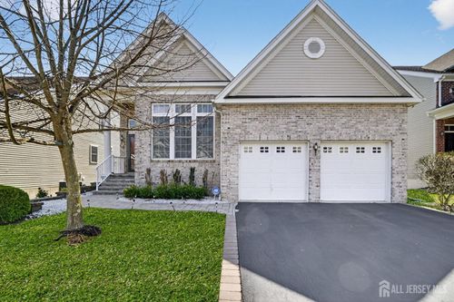 6 Inverness Dr, Kendall Park, NJ, 08824-7012 | Card Image