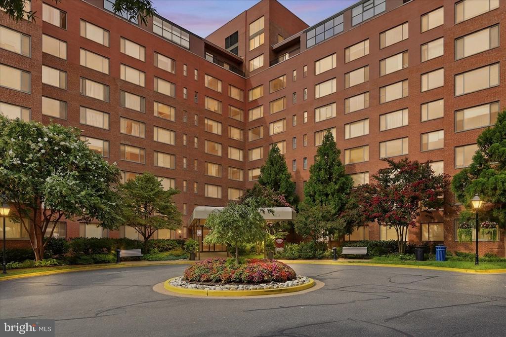 Residential in ARLINGTON