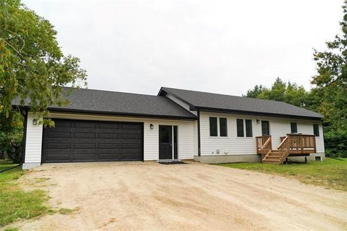 116 Ginn Ave E, Dominion City, MB, R0A0H0 | Card Image