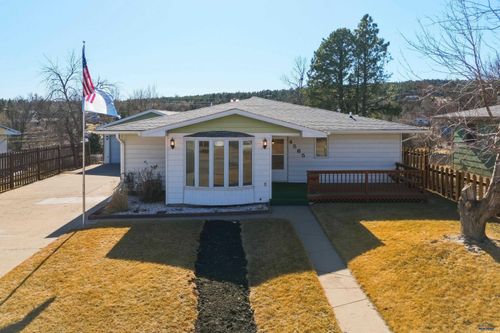 4565 Wentworth Dr, Rapid City, SD, 57702-1990 | Card Image