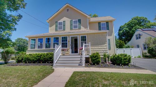 25 Lake Ave, Helmetta, NJ, 08828-1113 | Card Image