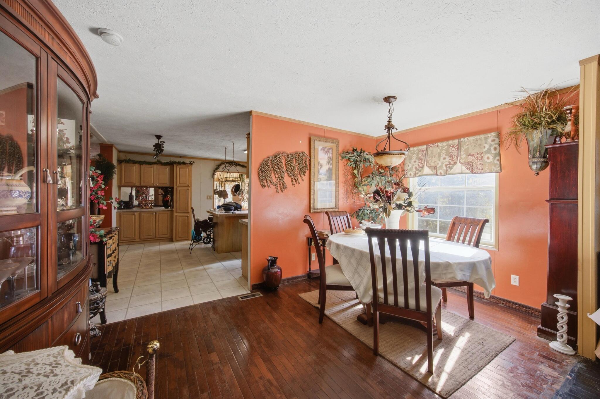 Residential in Calhoun 5