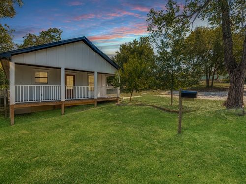 796 N 7th St, Midlothian, TX, 76065-2631 | Card Image