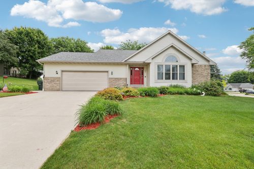 1404 Russet Circle, Reedsburg, WI, 53959 | Card Image