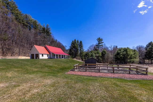 299 Handy Rd, House other with 4 bedrooms, 3 bathrooms and null parking in White River Junction VT | Image 37
