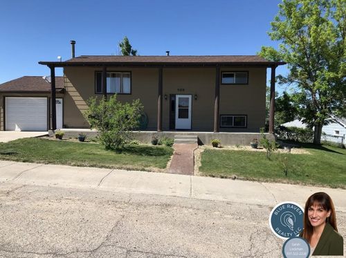 958 Willow St, Wheatland, WY, 82201-2124 | Card Image