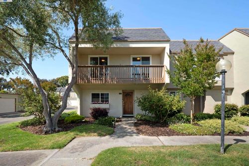3112 La Campania, Alameda, CA, 94502-6824 | Card Image