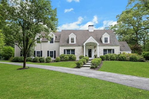 9 Point O Woods Rd S, Darien, CT, 06820-2919 | Card Image