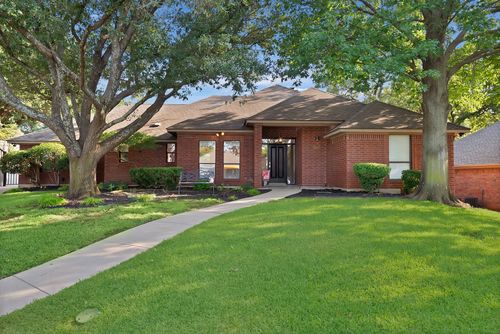 2004 Royal Club Ct, Arlington, TX, 76017-4463 | Card Image