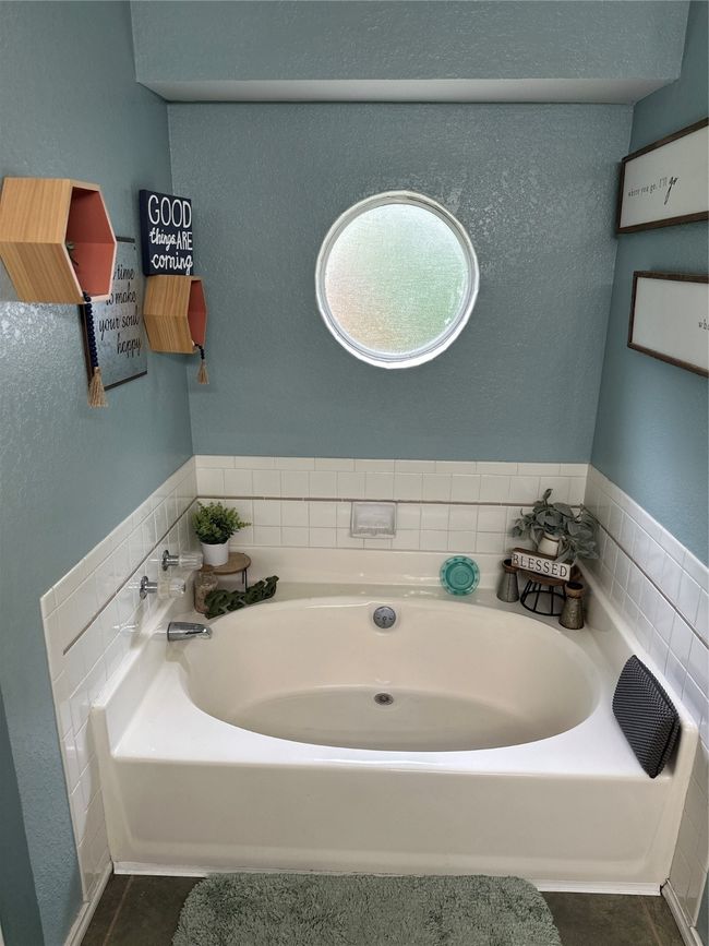6226 Live Oak Trl, House other with 3 bedrooms, 2 bathrooms and null parking in Abilene TX | Image 15