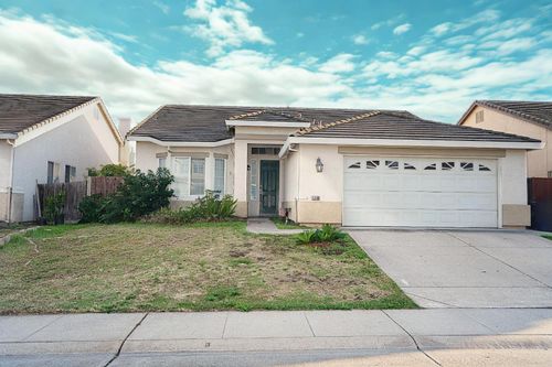 5206 Fawn Hollow Way, Antelope, CA, 95843-4643 | Card Image