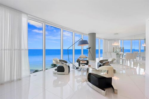 902-2711 S Ocean Dr, Hollywood, FL, 33019-2755 | Card Image