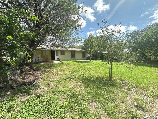 5230 Swann Ln, House other with 3 bedrooms, 1 bathrooms and null parking in Kirby TX | Image 14