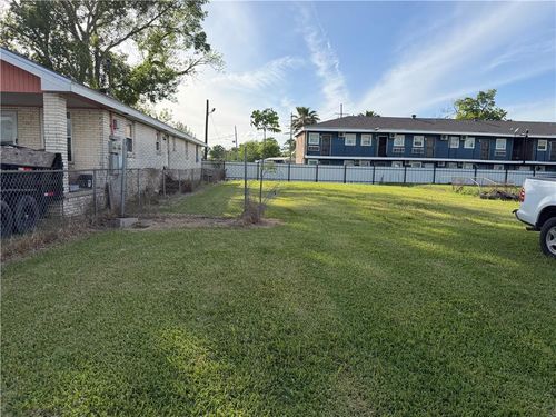 1000 Bengal Rd, Metairie, LA, 70003-6716 | Card Image