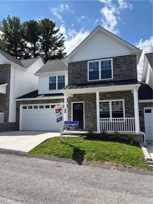 203 Willow Ln, Beaver Falls, PA, 15010-1185 | Card Image