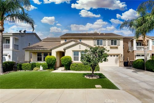 7871 Slate Creek Rd, Eastvale, CA, 92880-8589 | Card Image