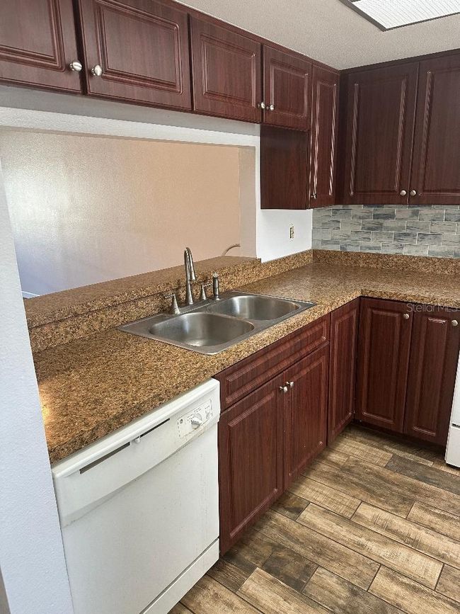 3411 - 3411 Teeside Dr, Condo with 2 bedrooms, 2 bathrooms and null parking in NEW PORT RICHEY FL | Image 4