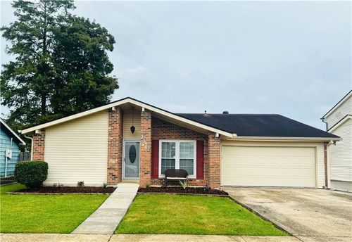 2513 W Catawba Dr, Harvey, LA, 70058-2157 | Card Image