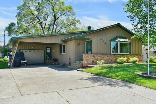 820 49th Ave, Goodview, MN, 55987-1231 | Card Image