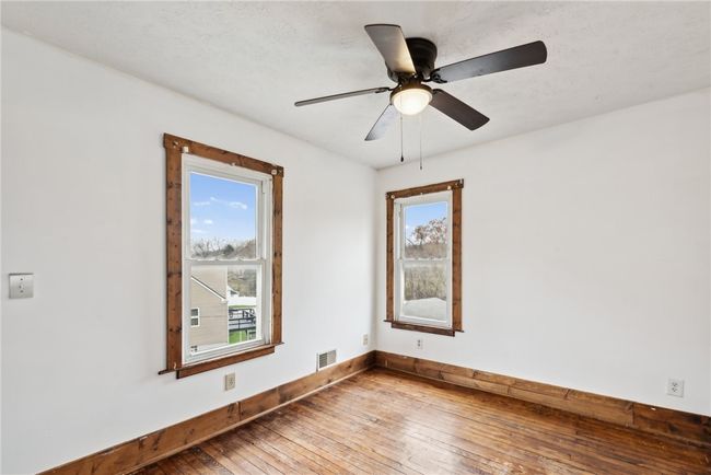 701 Stanley Ave, House other with 4 bedrooms, 2 bathrooms and 2 parking in Springdale PA | Image 14