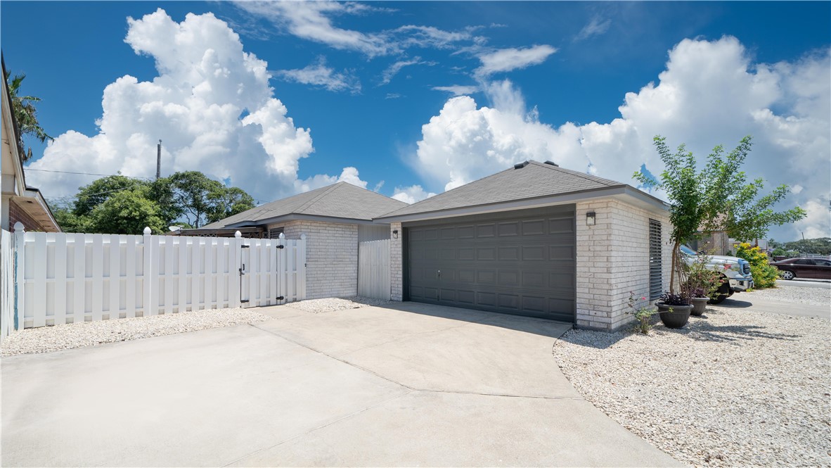 Kaipo Dr, Corpus Christi, TX 78418