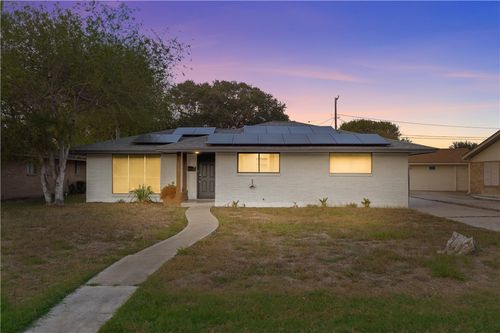 113 Rice Dr, Portland, TX, 78374-2305 | Card Image