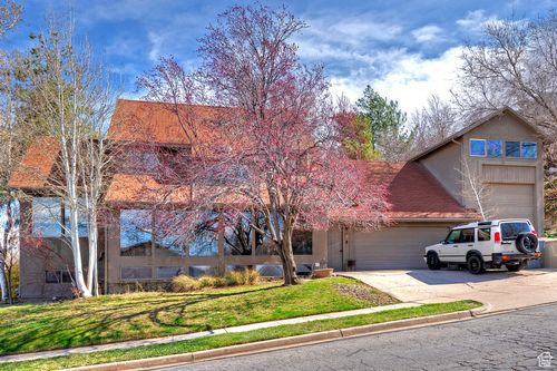 178 N Valley View Dr, North Salt Lake, UT, 84054-1755 | Card Image