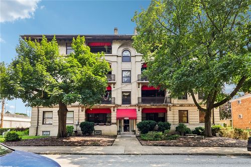 2-622 Whitney Ave, Pittsburgh, PA, 15221-3353 | Card Image