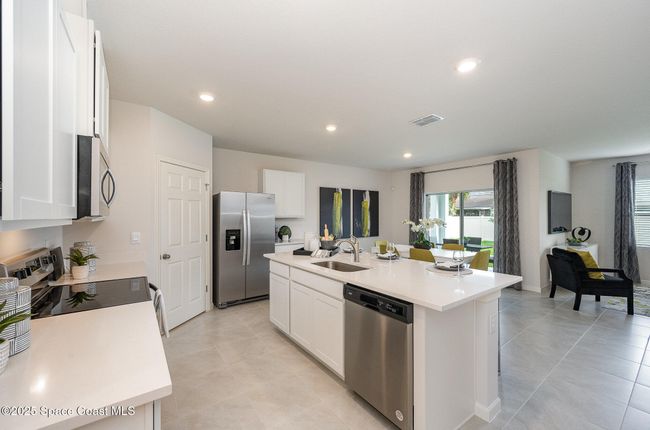 583 Mimosa St Sw, House other with 4 bedrooms, 2 bathrooms and null parking in PALM BAY FL | Image 13