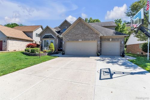 26701 Hawthorne Blvd, Flat Rock, MI, 48134-1858 | Card Image