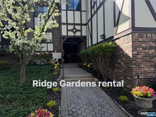 2308 Hemingway Ln, Mahwah, NJ, 07430-2310 | Card Image