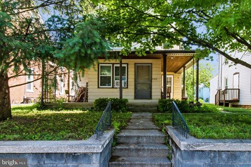 242 S Enola Dr, ENOLA, PA, 17025-2839 | Card Image