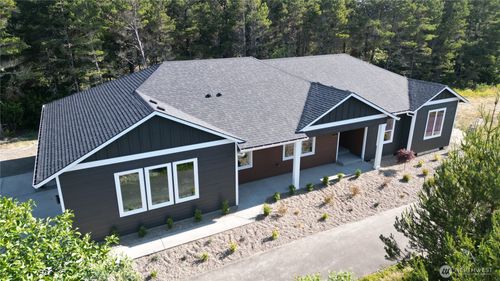 701 Shoreview Dr N, Long Beach, WA, 98631-4091 | Card Image