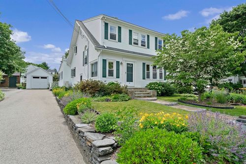 10 Waldron Rd, Braintree, MA, 02184-7806 | Card Image