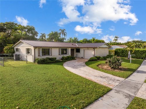 9660 Sw 105th Ave, Miami, FL, 33176-2744 | Card Image